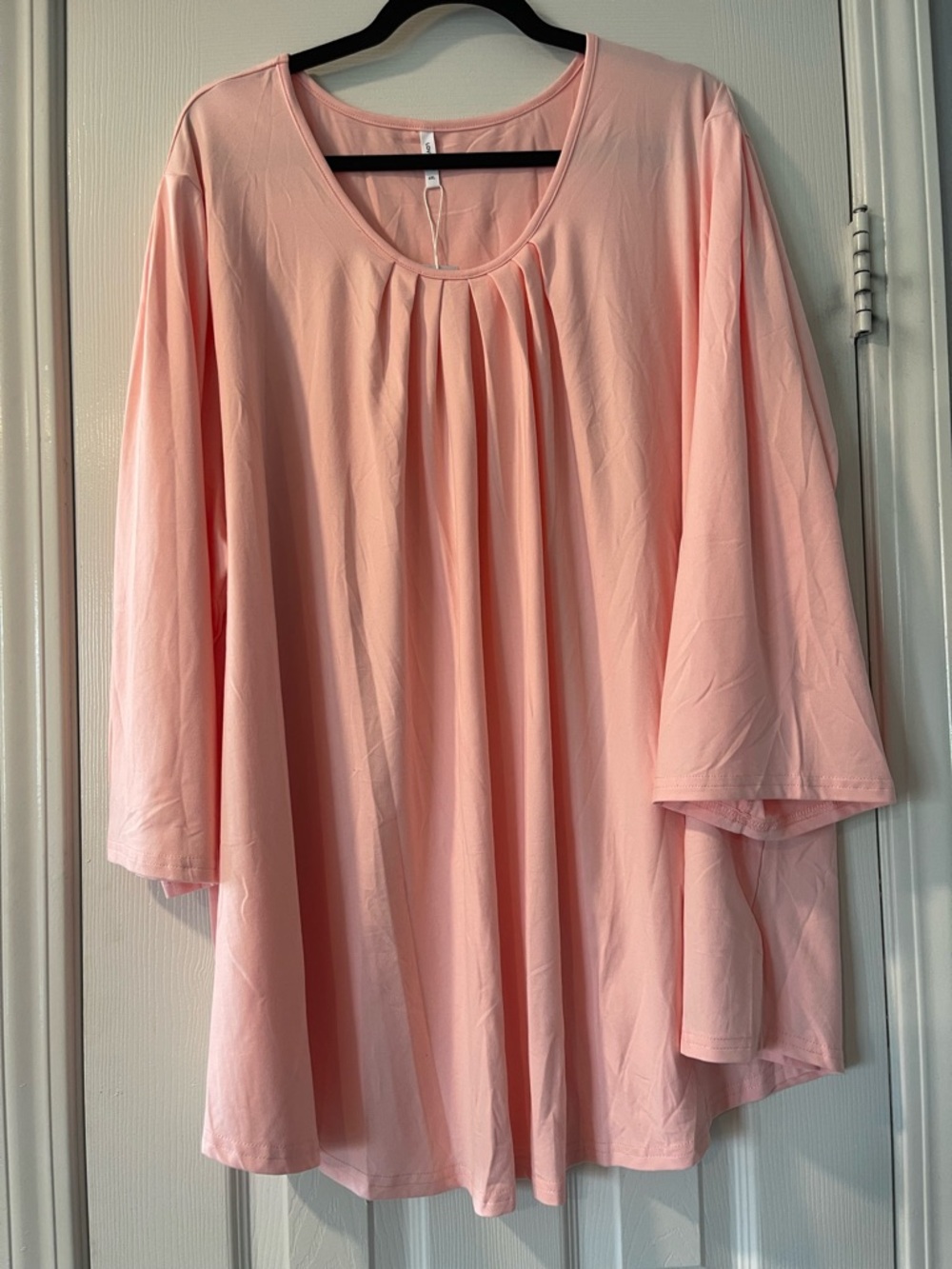 Women's Pleated Scoop Neck Top - Soft Pink